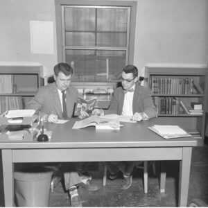 Prolific patenting: Sam Hurst’s legacy of invention at ORNL featured image
